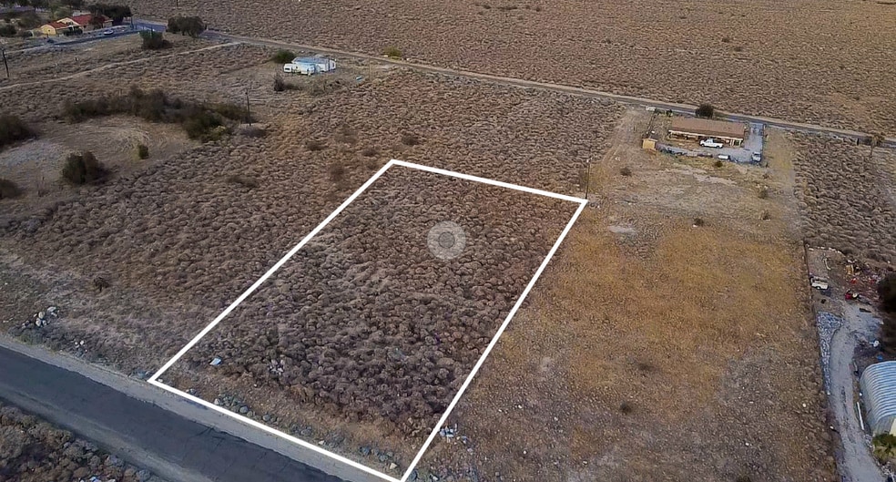 Woodridge Avenue, Whitewater, CA for sale - Building Photo - Image 3 of 9