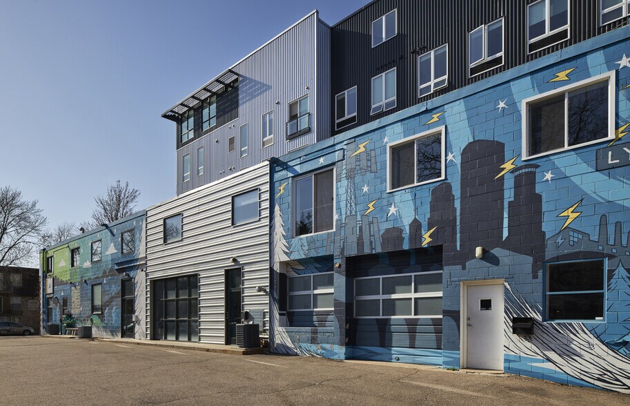 2913 S Harriet Ave, Minneapolis, MN à vendre - Photo du bâtiment - Image 2 de 10