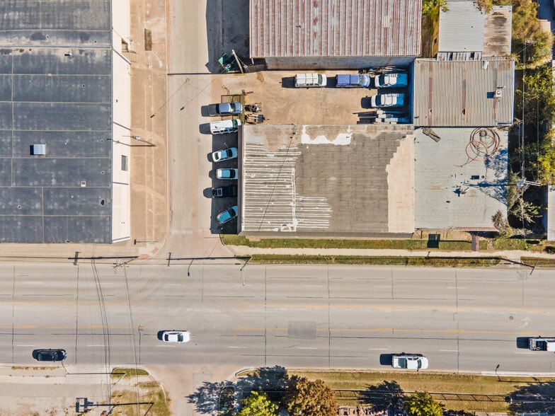 601 Riverside Dr, Fort Worth, TX for sale - Building Photo - Image 2 of 14