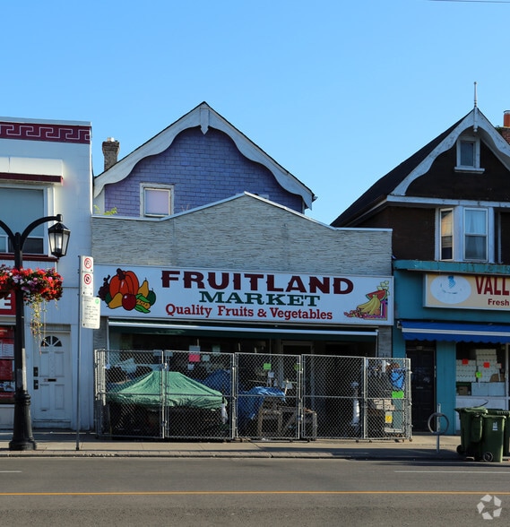 464 Danforth Ave, Toronto, ON for lease - Primary Photo - Image 1 of 3