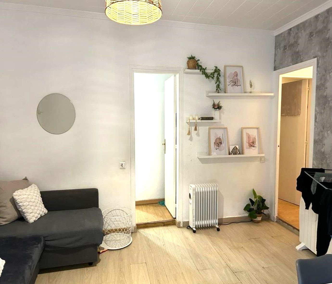 Immeuble residentiel dans L'Hospitalet de Llobregat, Barcelona à vendre Photo intérieure- Image 1 de 11