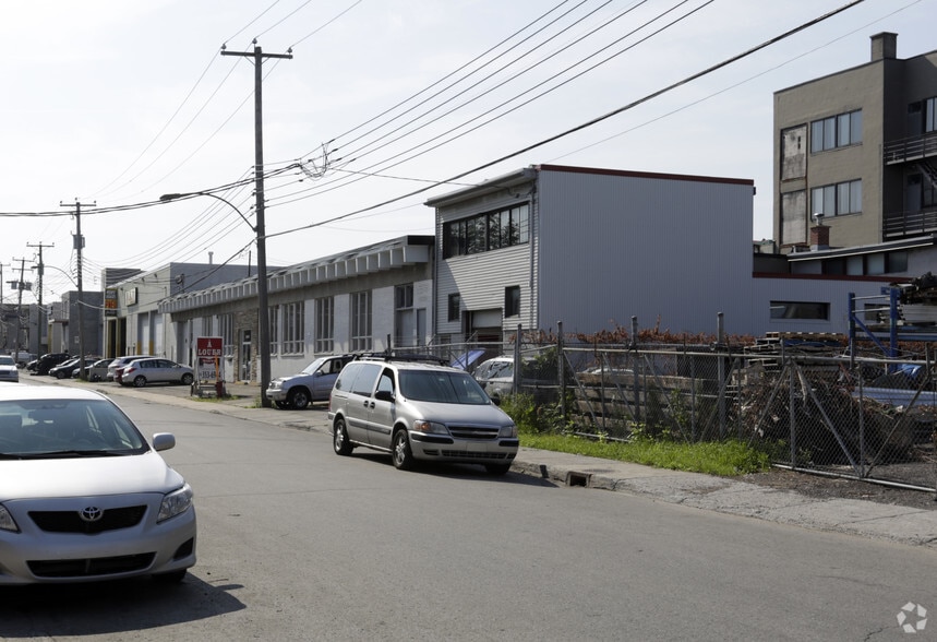 8540 10e Av, Montréal, QC for lease - Building Photo - Image 2 of 25