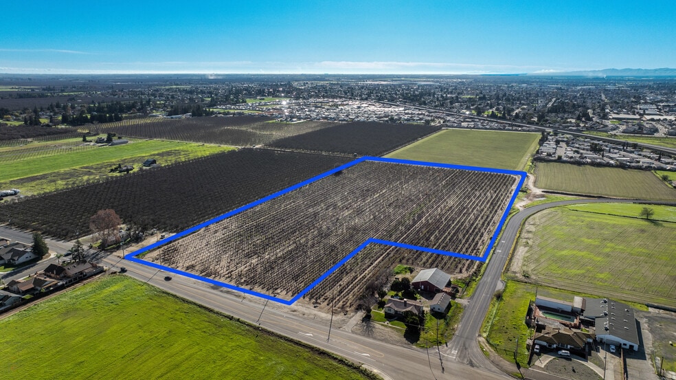 6160 E Lathrop Rd, Manteca, CA à vendre - Aérien - Image 2 de 16