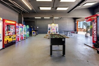 1011 Ocean Front Walk, Venice, CA à louer Photo intérieure- Image 2 de 7