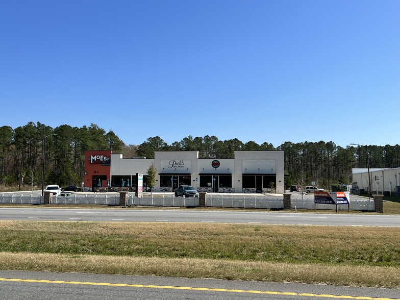 4 Magnolia Blvd, Port Wentworth, GA for sale - Building Photo - Image 1 of 1