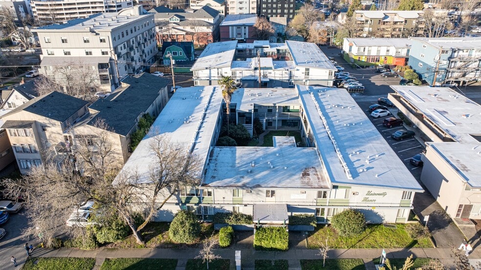 745 E 15th Ave, Eugene, OR for sale - Building Photo - Image 2 of 14