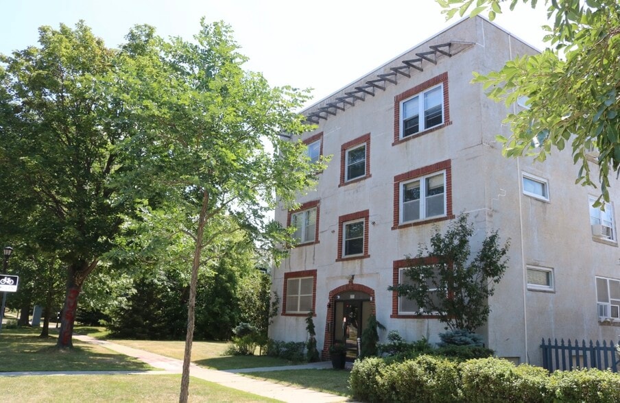 1232 Marshall Ave, Saint Paul, MN for sale - Building Photo - Image 2 of 47