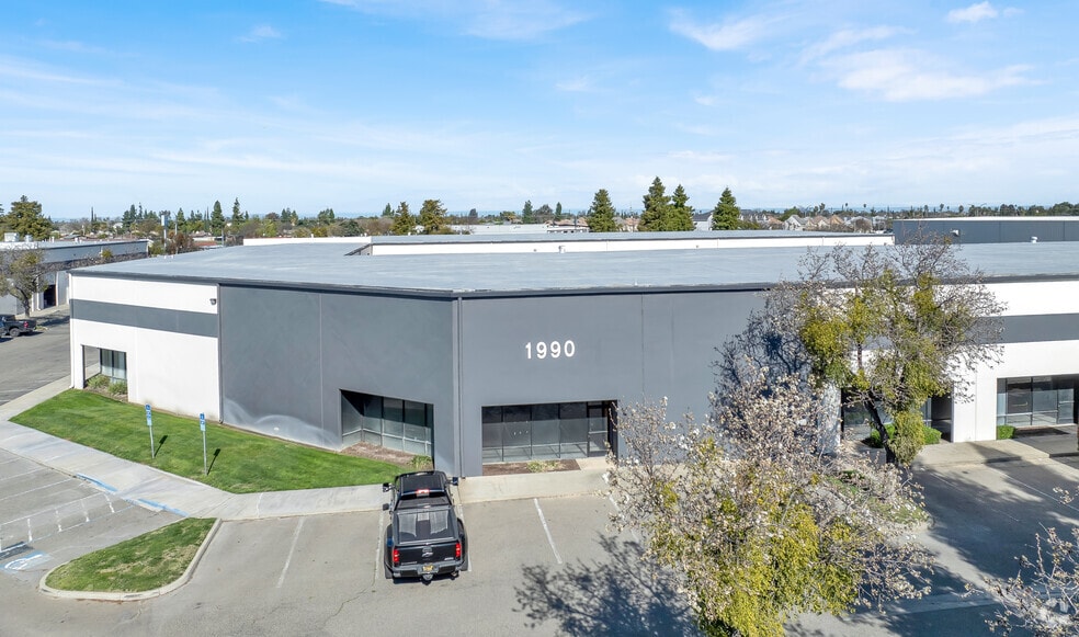 1990 Rockefeller Dr, Ceres, CA for sale - Building Photo - Image 3 of 11
