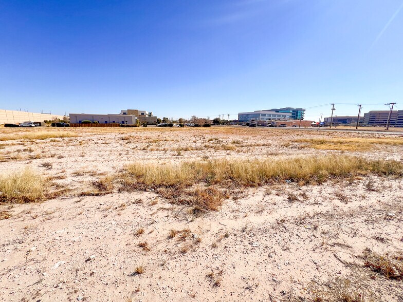 512 Veterans Airpark ln, Midland, TX à vendre - Autre - Image 3 de 4