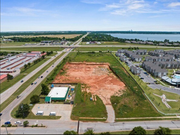 SW Corner OfHighway 66 & Kilpatrick Tpke, Yukon, OK à vendre - Photo du bâtiment - Image 3 de 4