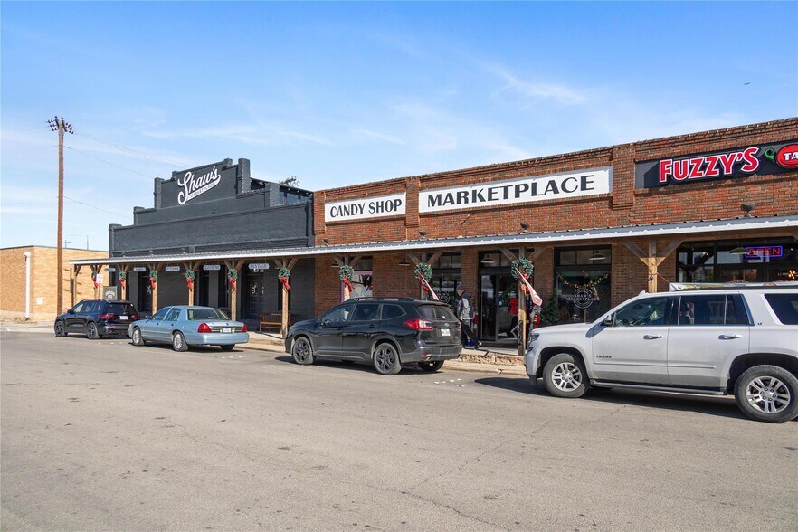 508 N Center Ave, Brownwood, TX à vendre - Photo du bâtiment - Image 2 de 40