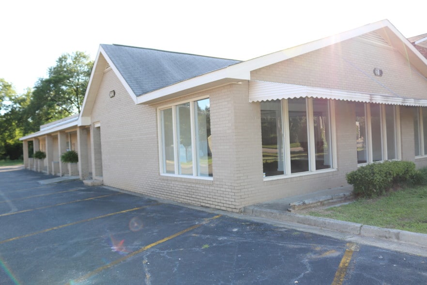 614 E Martintown Rd, North Augusta, SC for lease - Primary Photo - Image 1 of 6