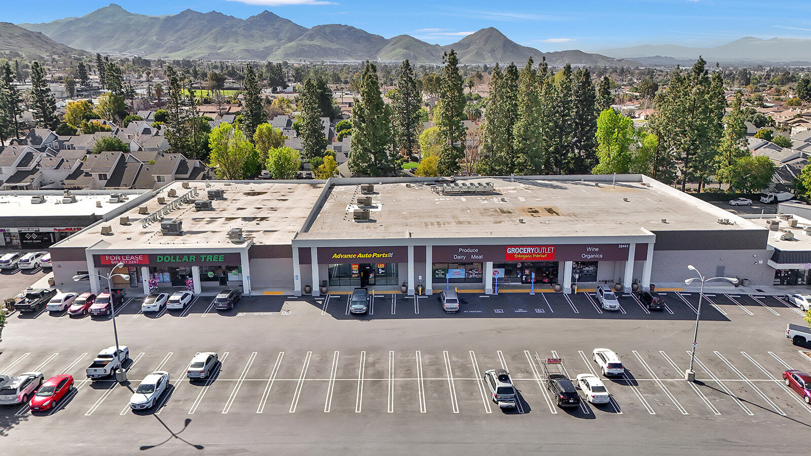 22409-22499 Barton Rd, Grand Terrace, CA à louer Photo du bâtiment- Image 1 de 54