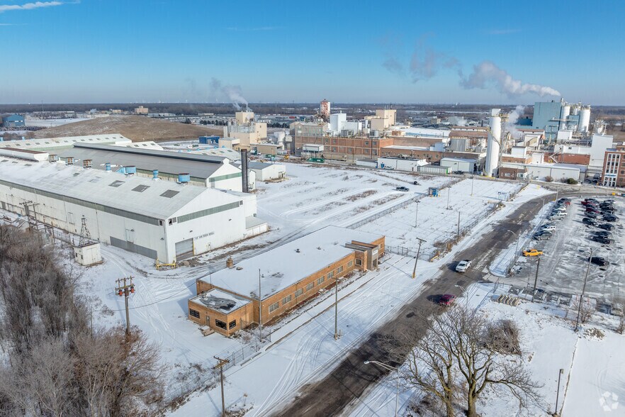 317 E 11th St, Chicago Heights, IL for sale - Building Photo - Image 2 of 2