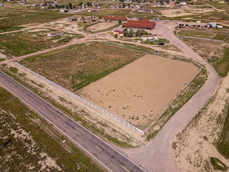 1401 McCulloch, Pueblo West, CO à vendre - Photo du bâtiment - Image 3 de 17