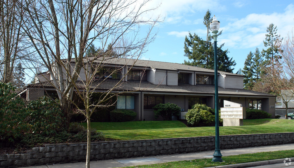 4606 Bridgeport Way W, University Place, WA for sale - Primary Photo - Image 1 of 4