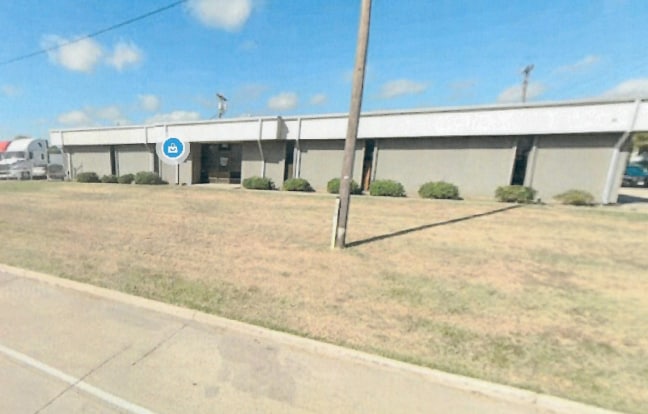 605 S Loop 12, Irving, TX for lease - Primary Photo - Image 2 of 2