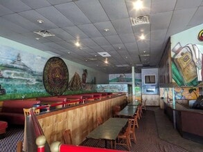 1780 W US Highway 421, Wilkesboro, NC à louer Photo intérieure- Image 2 de 3