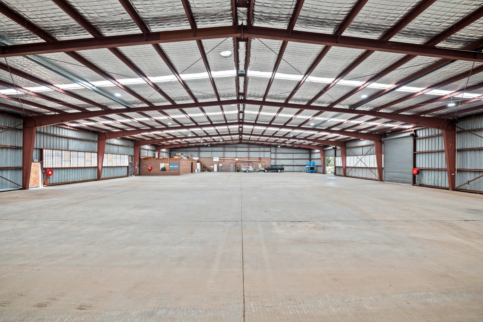 15 Boron St, Sumner for lease Interior Photo- Image 1 of 12