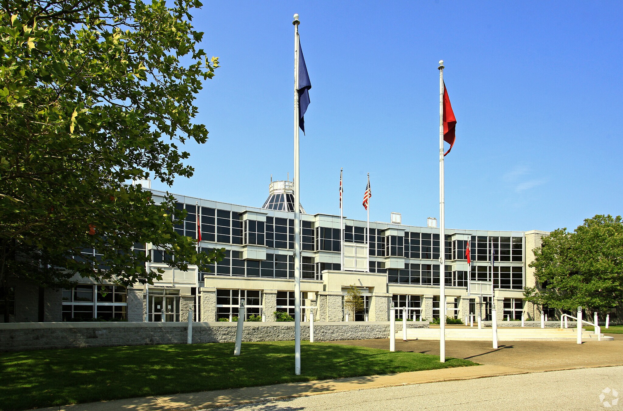 25101 Chagrin Blvd, Beachwood, OH à louer Photo principale- Image 1 de 7