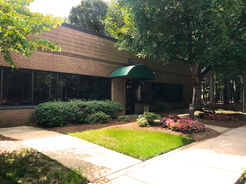 3100 Highwoods Blvd, Raleigh, NC for lease - Building Photo - Image 1 of 1