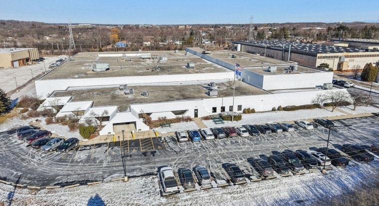 16000 W Rogers Dr, New Berlin, WI for sale Building Photo- Image 1 of 3