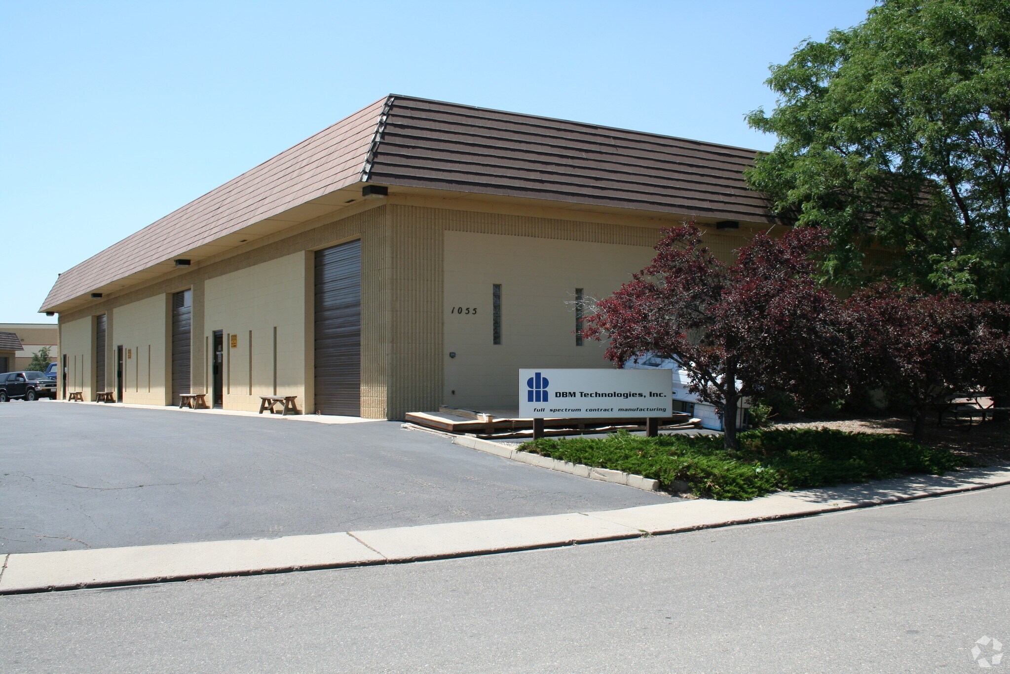 1055 Delaware Ave, Longmont, CO for lease Primary Photo- Image 1 of 8