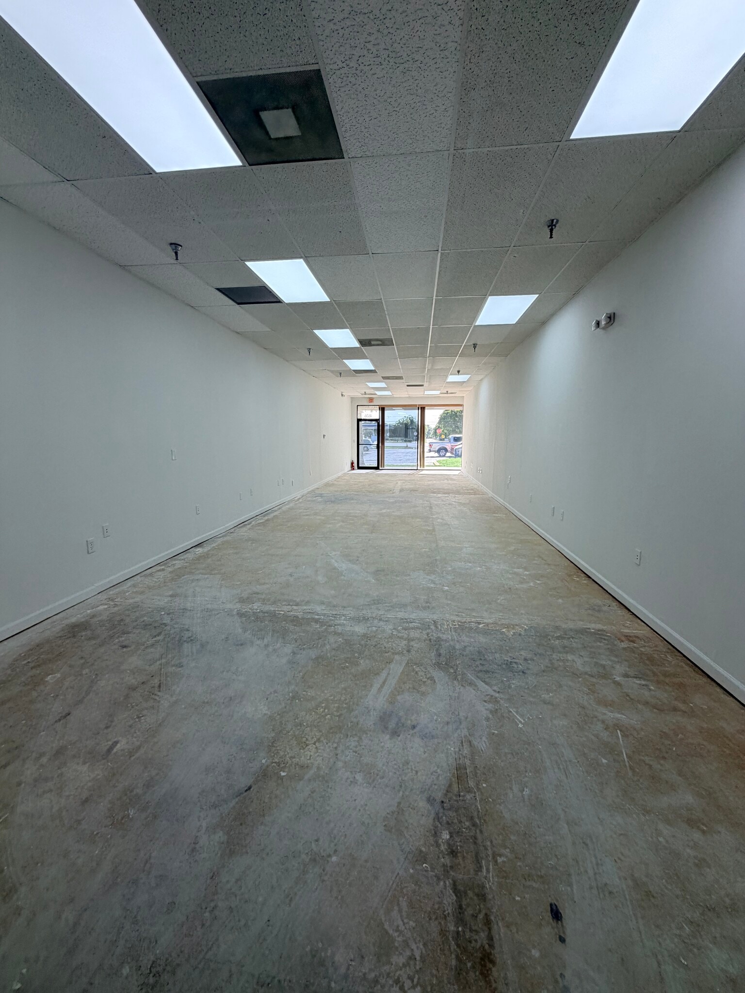 4412-4678 N University Dr, Lauderhill, FL à louer Photo intérieure- Image 1 de 3