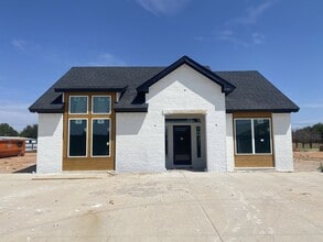 11702 Frankford Ave, Lubbock, TX for lease Interior Photo- Image 1 of 14