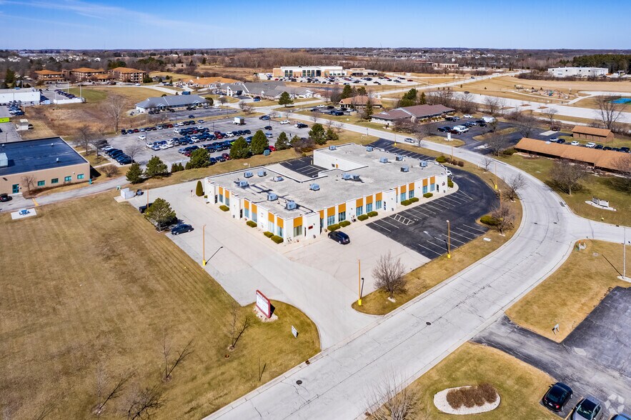 1100 Commerce Dr, Mount Pleasant, WI à louer - Aérien - Image 2 de 7