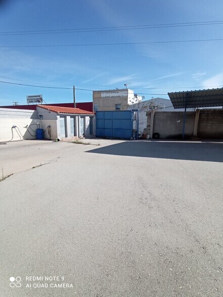Industrial in Cáceres for sale - Building Photo - Image 2 of 15