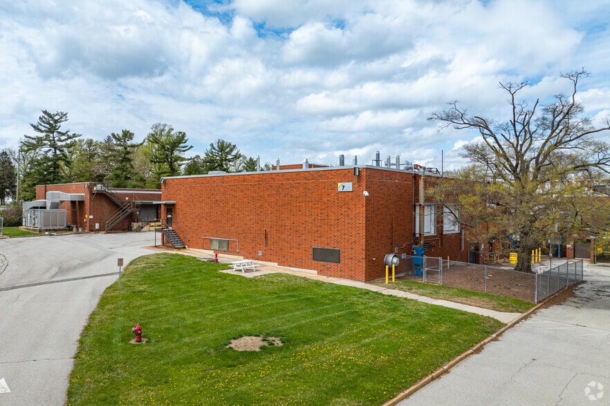 110 Innovation Blvd, Wilmington, DE for lease - Building Photo - Image 3 of 5