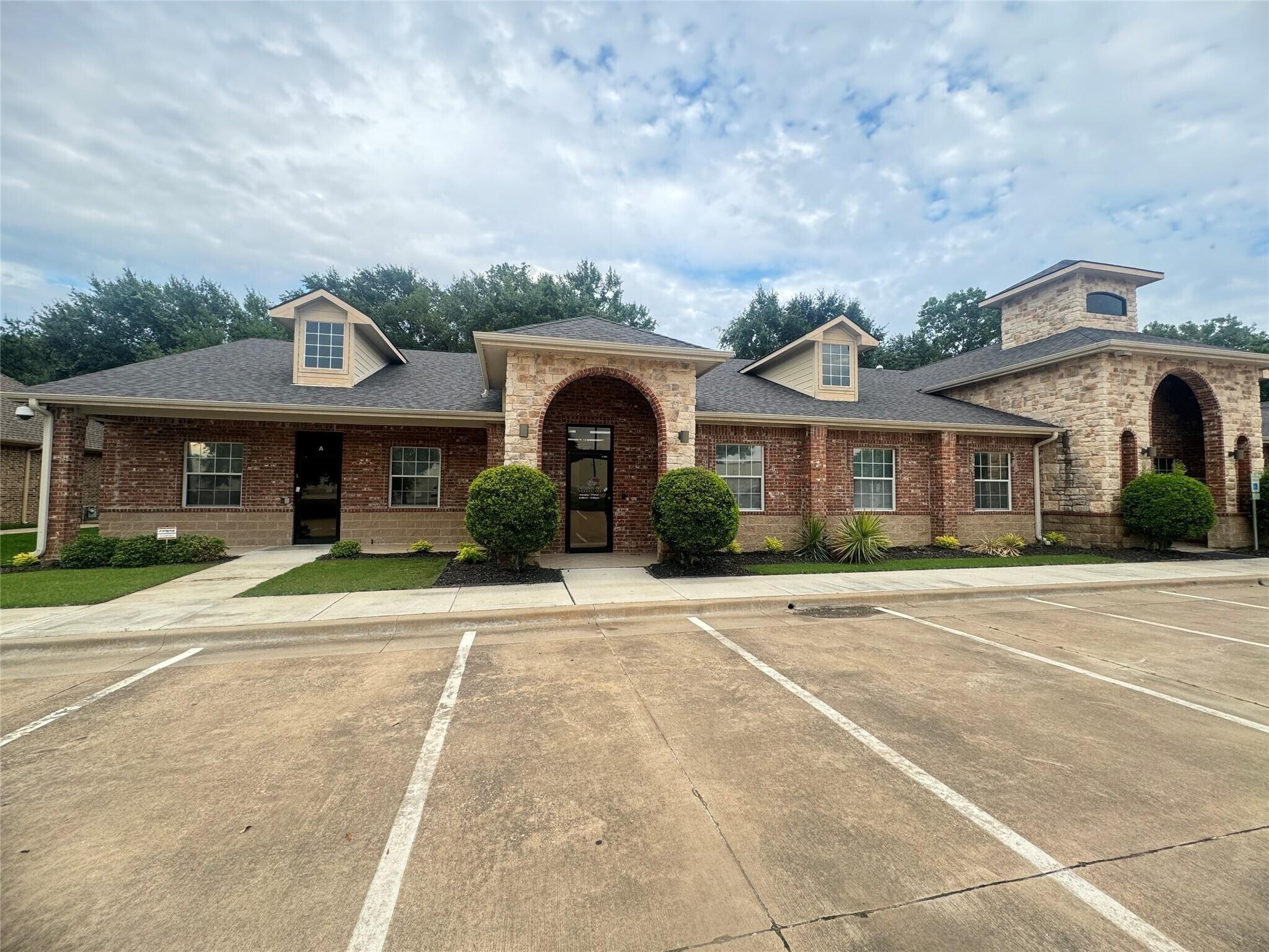 2612 Long Prairie Rd, Flower Mound, TX for lease Building Photo- Image 1 of 9