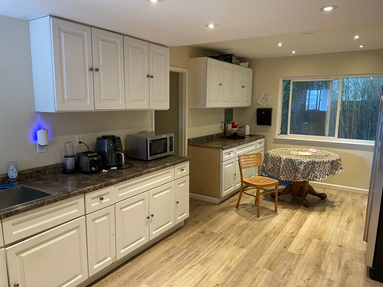 1260 Glacier Dr, Milpitas, CA à vendre - Photo intérieure - Image 2 de 11