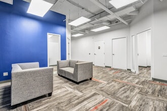 111 Peter St, Toronto, ON à louer Photo intérieure- Image 2 de 7