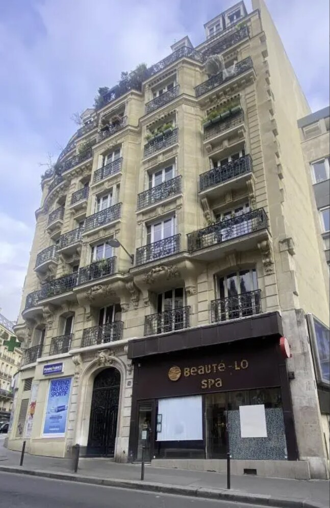 Commerce de détail dans Paris à louer Photo du bâtiment- Image 1 de 2
