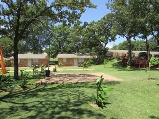 Plus de détails pour 3263 US Hwy 70, Mead, OK - Services hôteliers à vendre