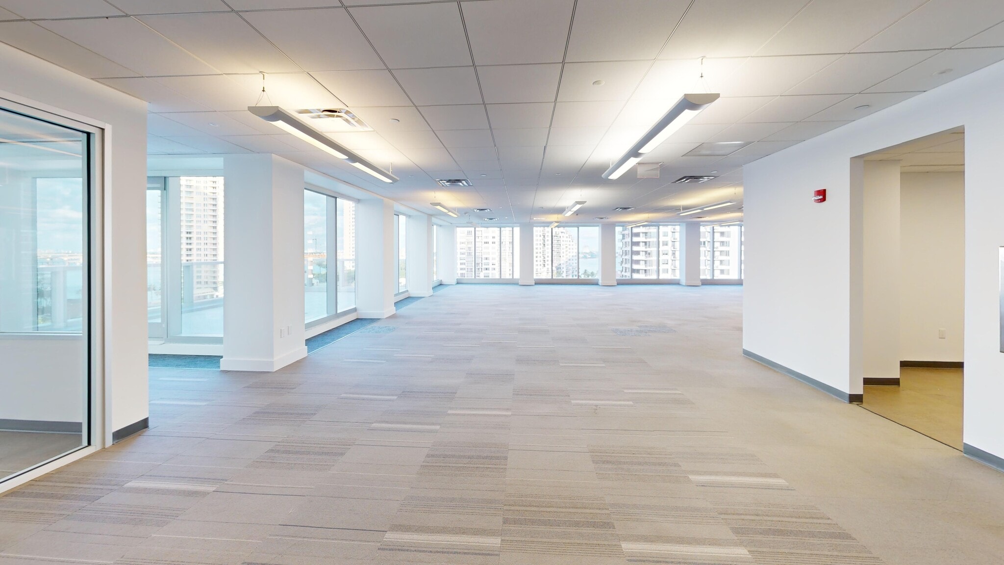 501 Brickell Key Dr, Miami, FL for lease Building Photo- Image 1 of 14