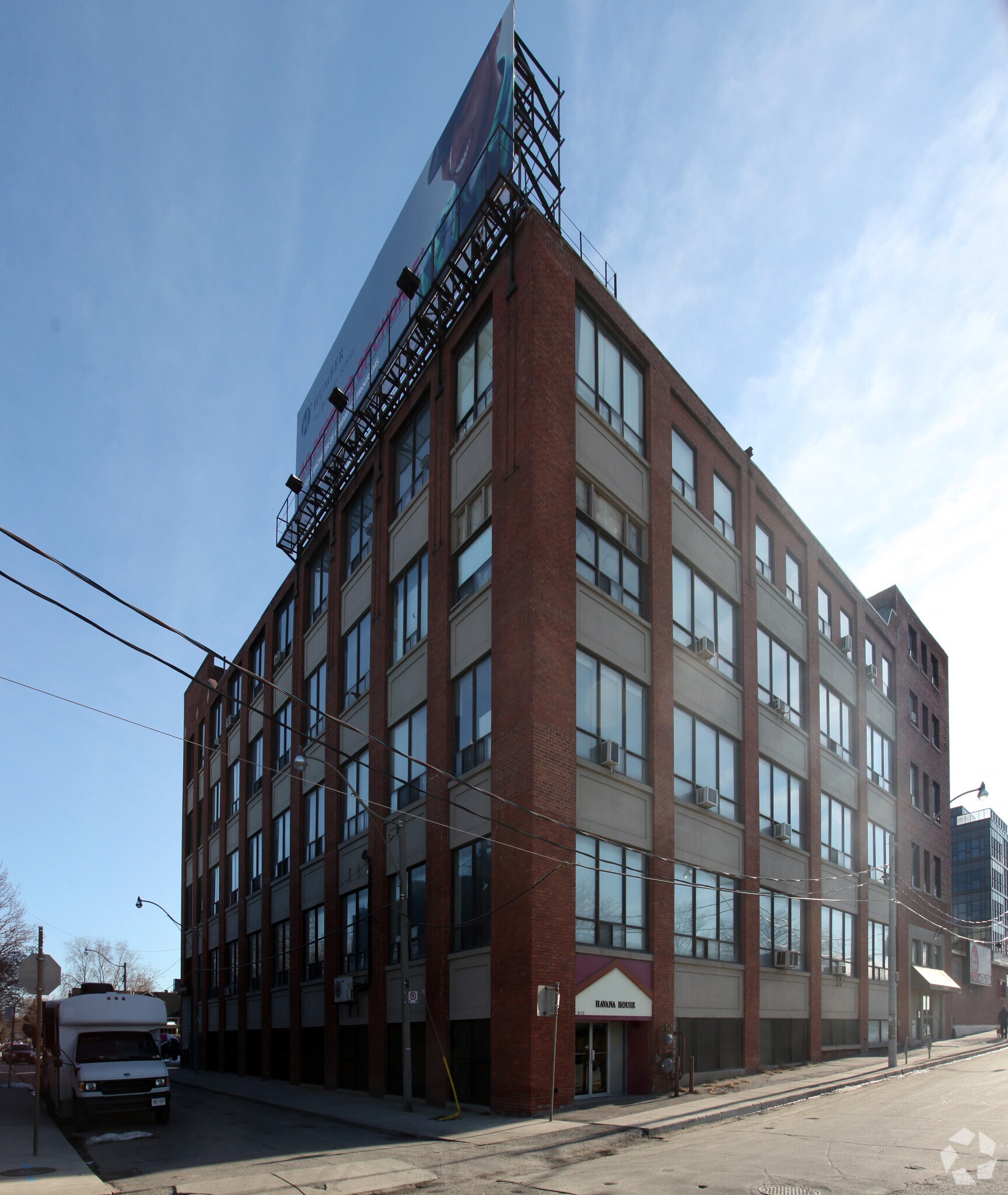 9 Davies Ave, Toronto, ON à vendre Photo principale- Image 1 de 1