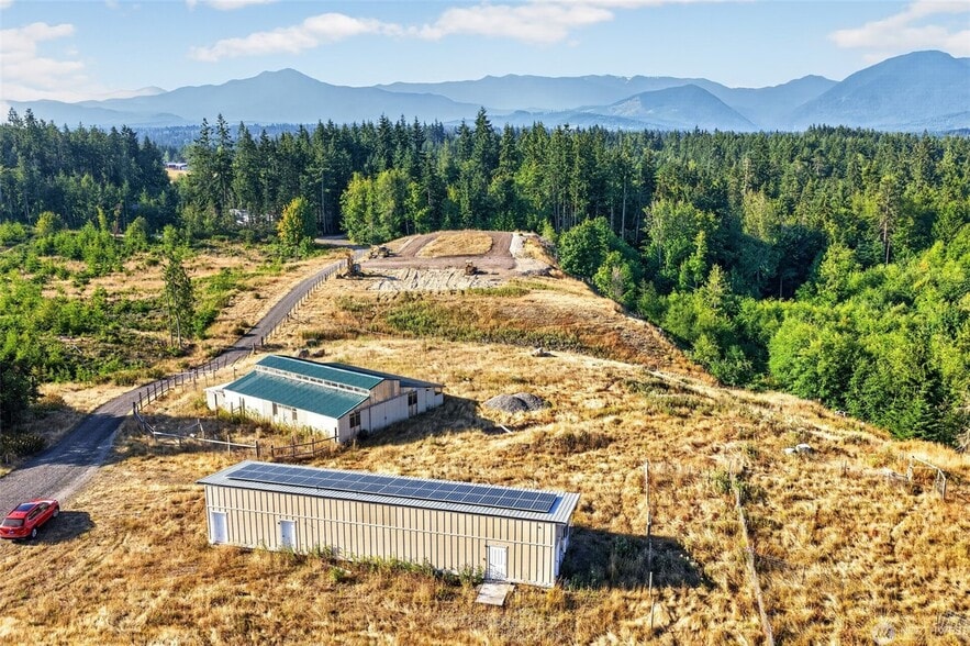 1002 Lemmon Rd, Port Angeles, WA for sale - Building Photo - Image 1 of 27