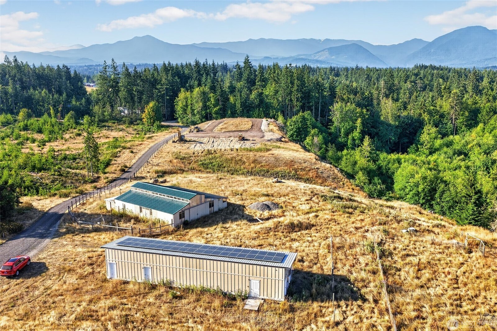 1002 Lemmon Rd, Port Angeles, WA à vendre Photo du bâtiment- Image 1 de 28