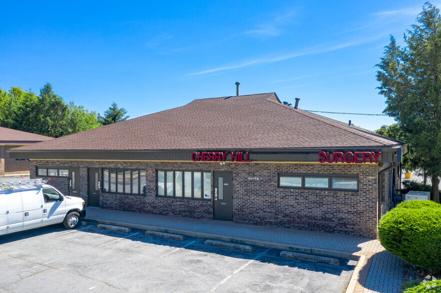 102 Browning Ln, Cherry Hill, NJ for lease - Building Photo - Image 1 of 1