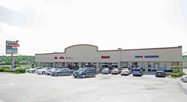 Plus de détails pour 725-737 Grapevine Hwy, Hurst, TX - Commerce de détail à louer