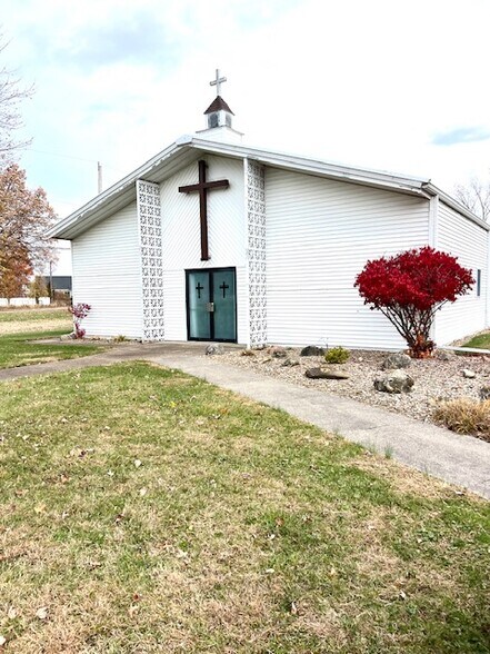 6505 Stoney Ridge Rd, North Ridgeville, OH à vendre - Photo du bâtiment - Image 2 de 21