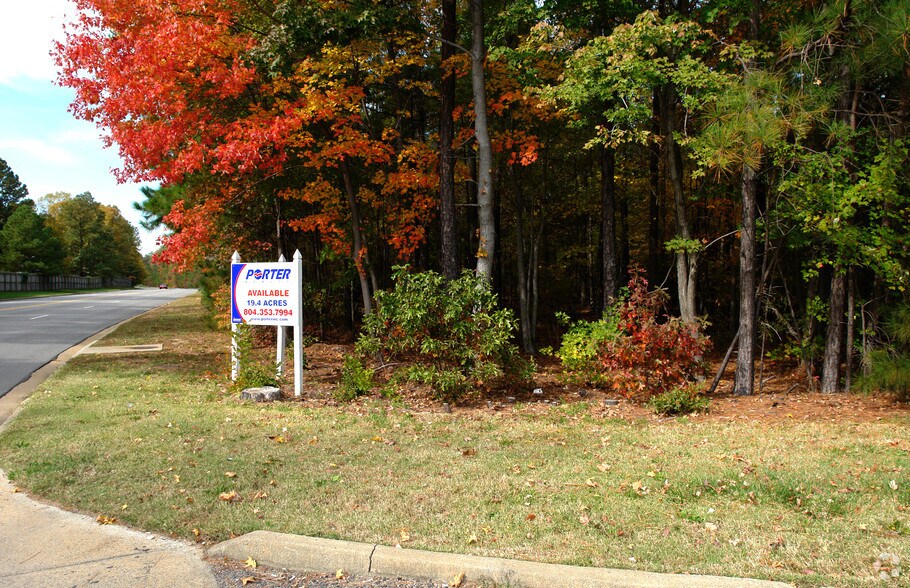 5600 Audubon Dr, Richmond, VA à vendre - Photo du bâtiment - Image 2 de 2