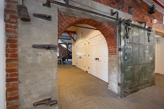35 Main St, Poughkeepsie, NY for lease Interior Photo- Image 2 of 17