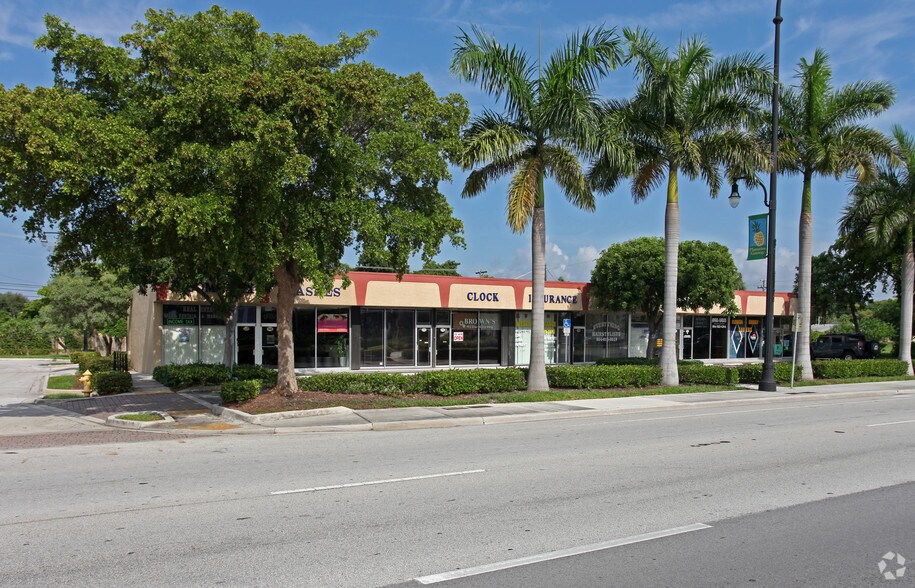 215 S State Rd 7, Plantation, FL à louer - Photo principale - Image 2 de 4