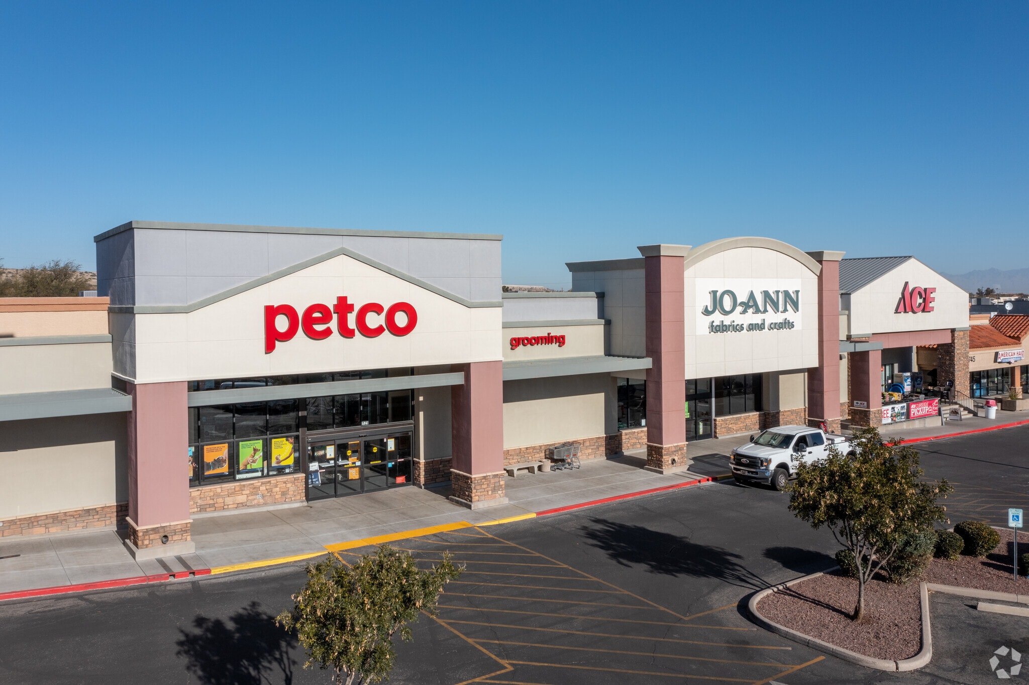 18690-18860 S Nogales Hwy, Sahuarita, AZ for lease Building Photo- Image 1 of 12