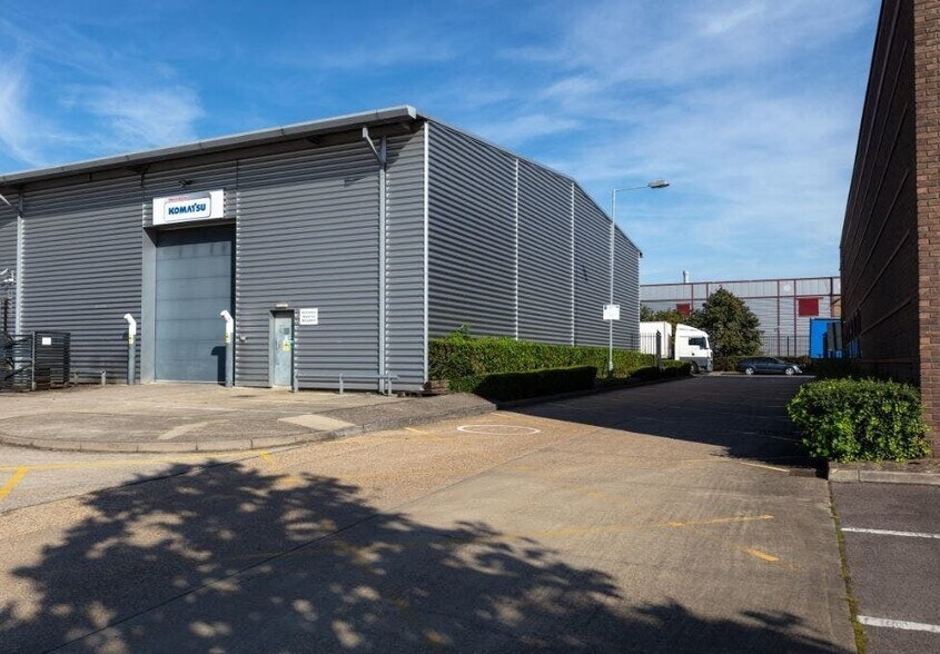 963-966 Weston Rd, Slough for lease - Building Photo - Image 3 of 10
