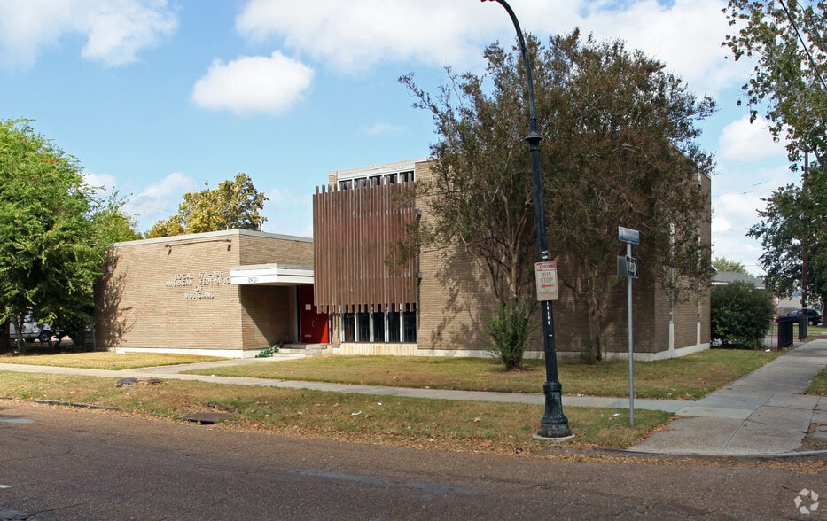 2401 Esplanade Ave, New Orleans, LA for sale - Primary Photo - Image 1 of 2